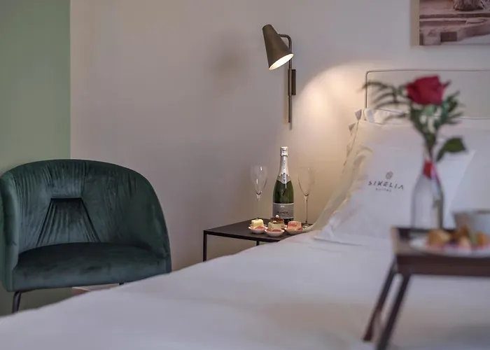 Sikelia Suites
